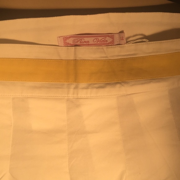 Skirt with appliqué flowers by Pura Vida - Picture 3 of 4